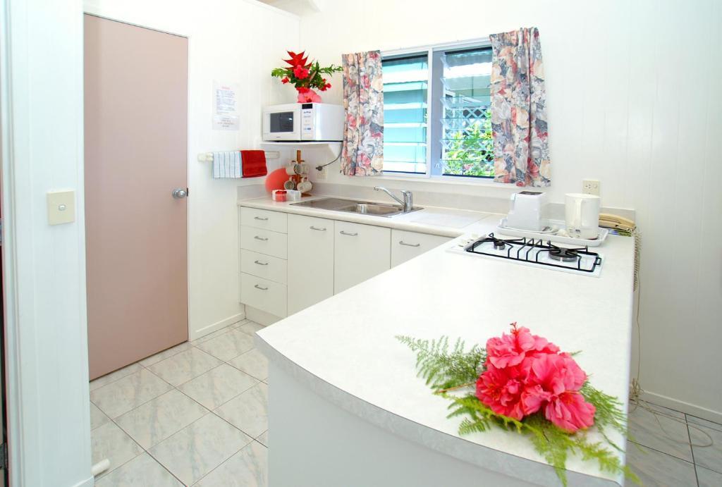 Sunhaven Beach Bungalows (Adults Only) Rarotonga Luaran gambar